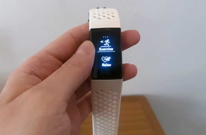 Тест Fitbit Charge 3