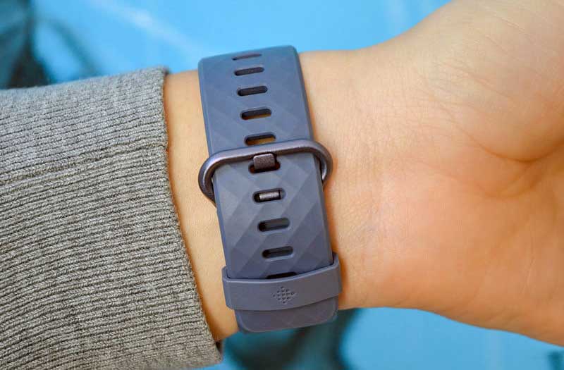 Fitbit Charge 3 отзывы