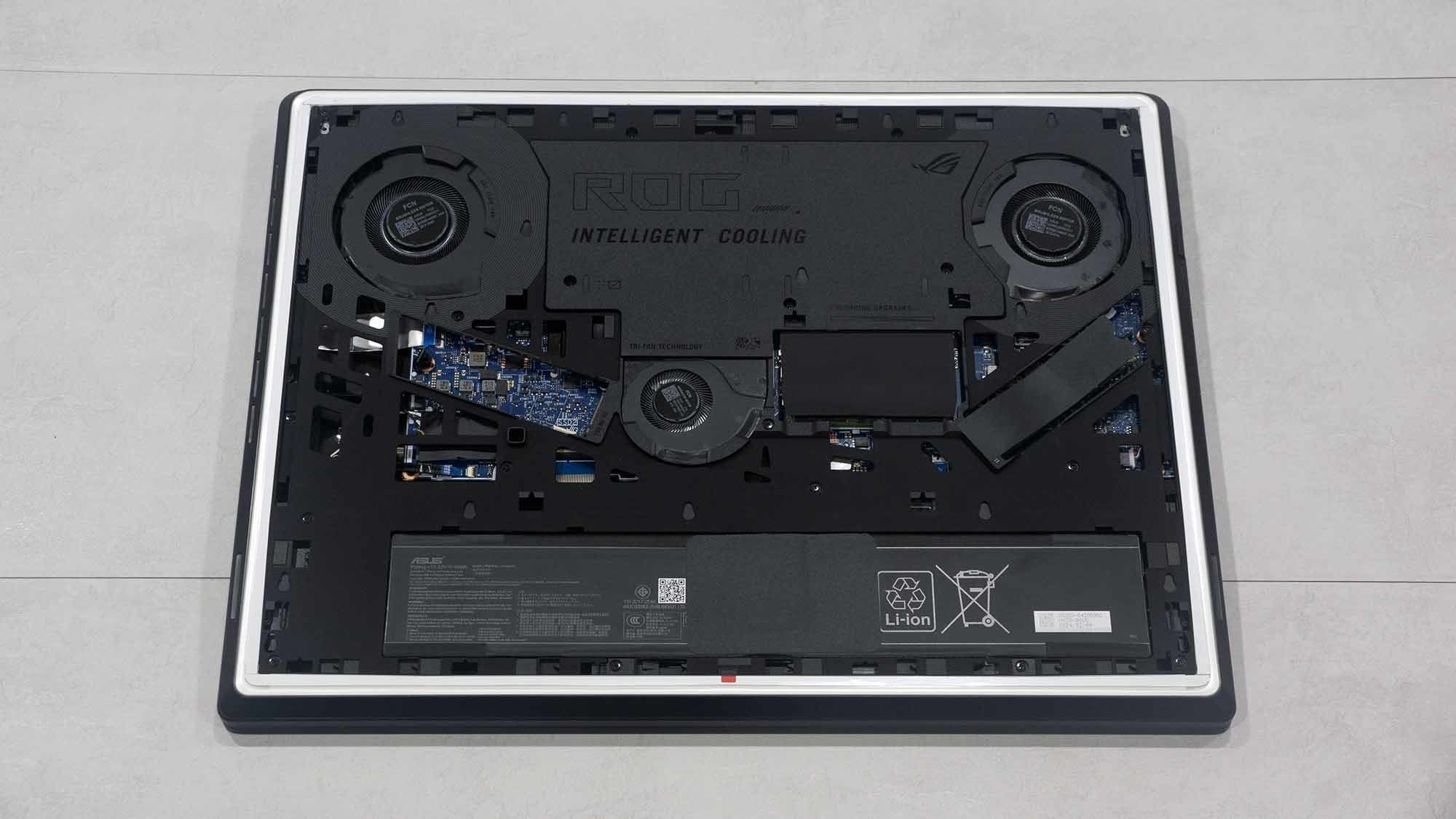 Яркий и бескомпромиссный: Обзор ноутбука ASUS ROG Strix SCAR 18 (G835)